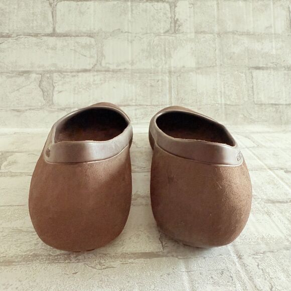 Crocs Women’s Brown Mammoth Lined Ballet Flats Faux Fur Cozy Skimmer Shoes Sz 10 - Picture 4 of 6